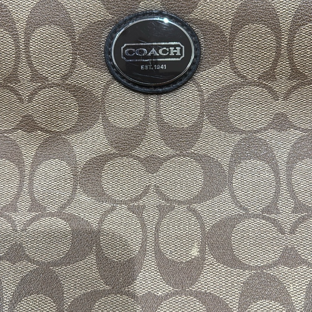 Coach Crossbody - Picture 4 of 5